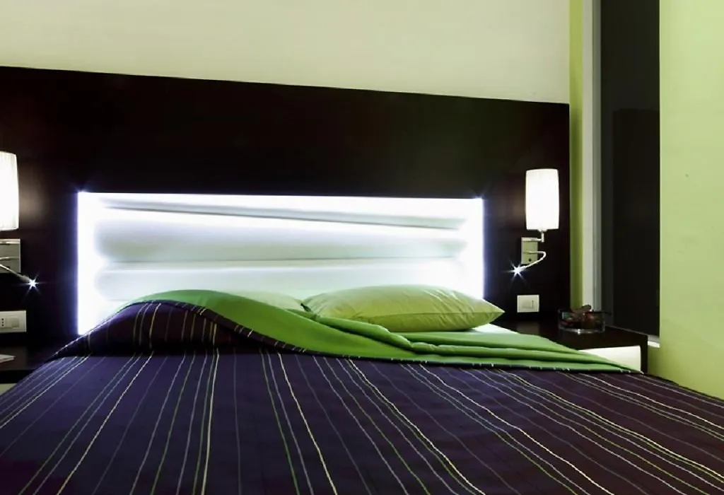 Ig-Suites-1