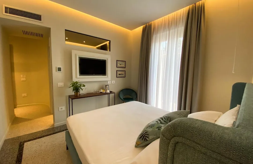Noone Tropea Guesthouse-1