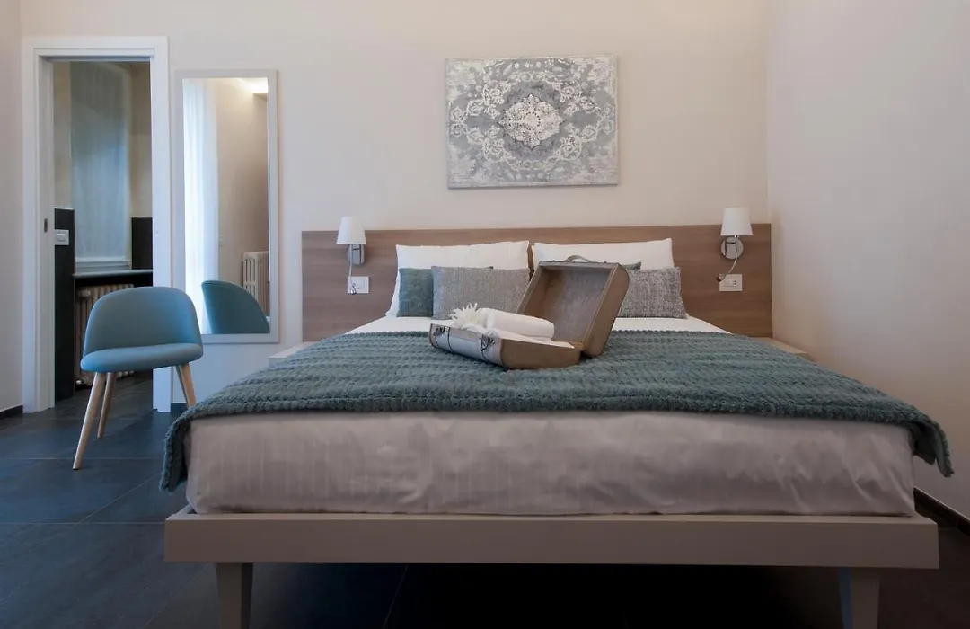 Brichett Deluxe Rooms-1