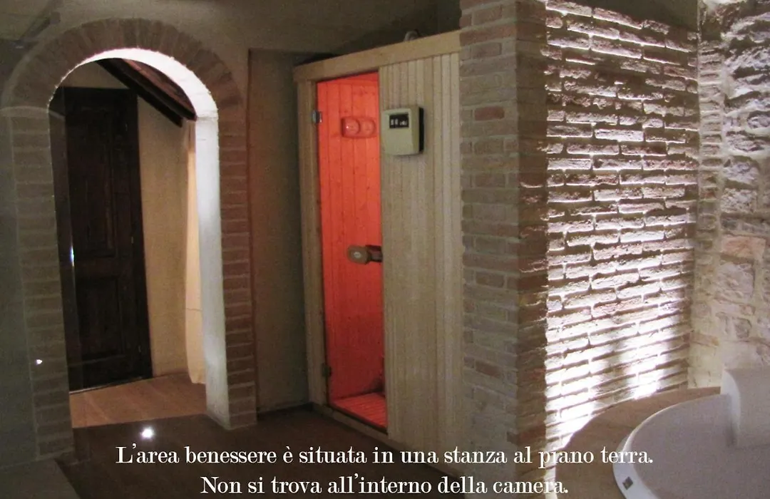 La Luna nel Borgo-1