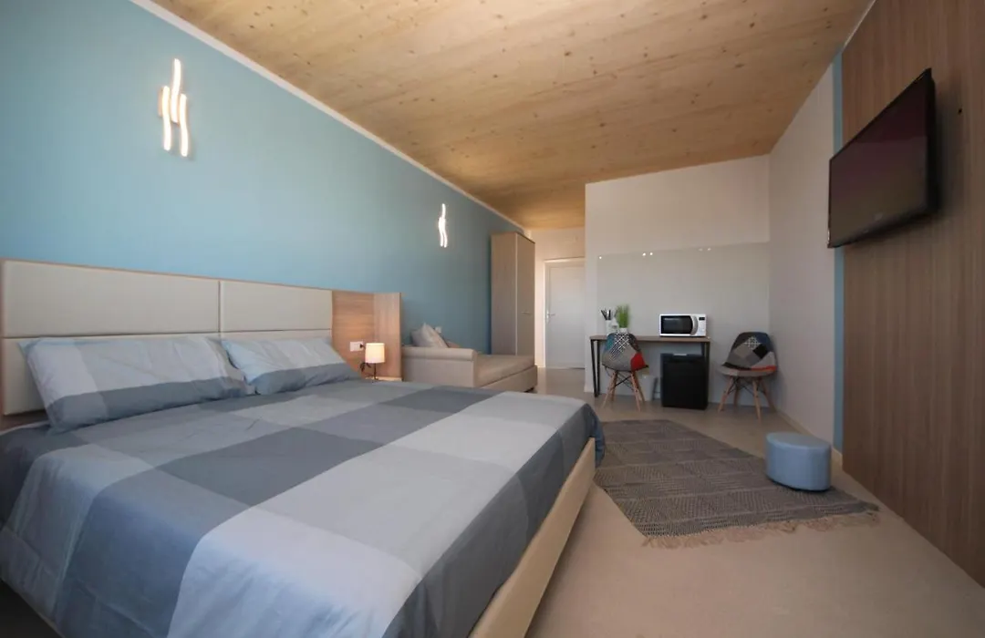 Ohana Holiday Rooms-1