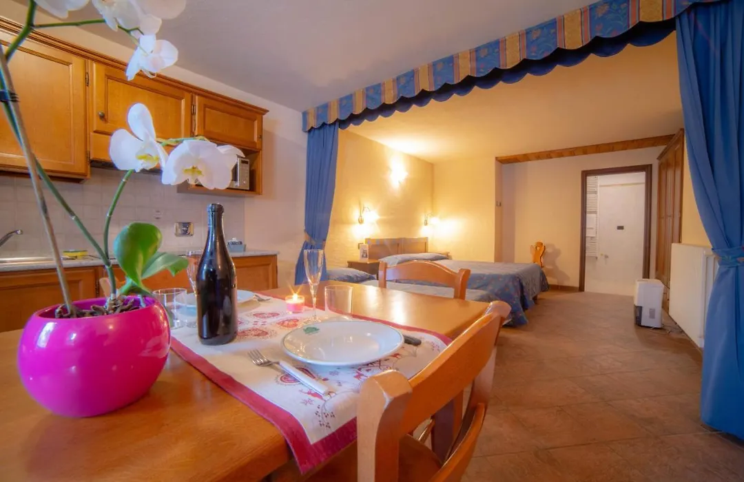 Family Apartments Le Chalet-1