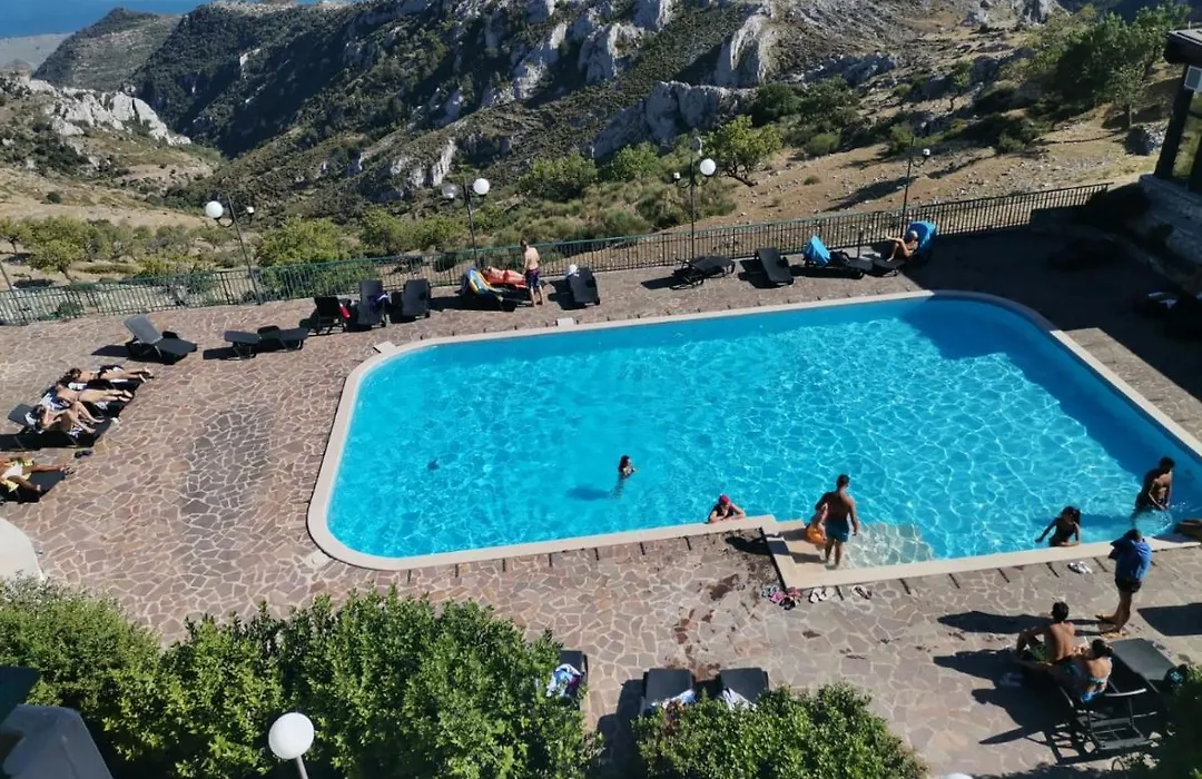 Hotel Santangelo-1