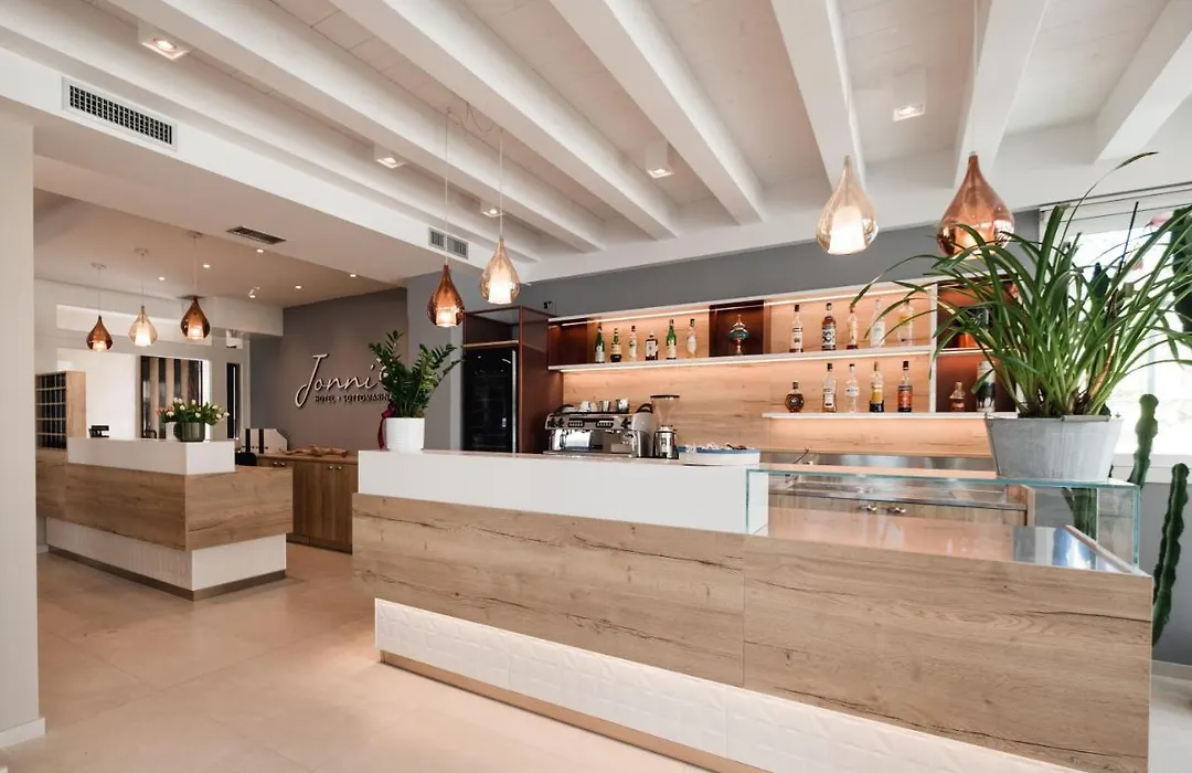 Hotel Jonni-1