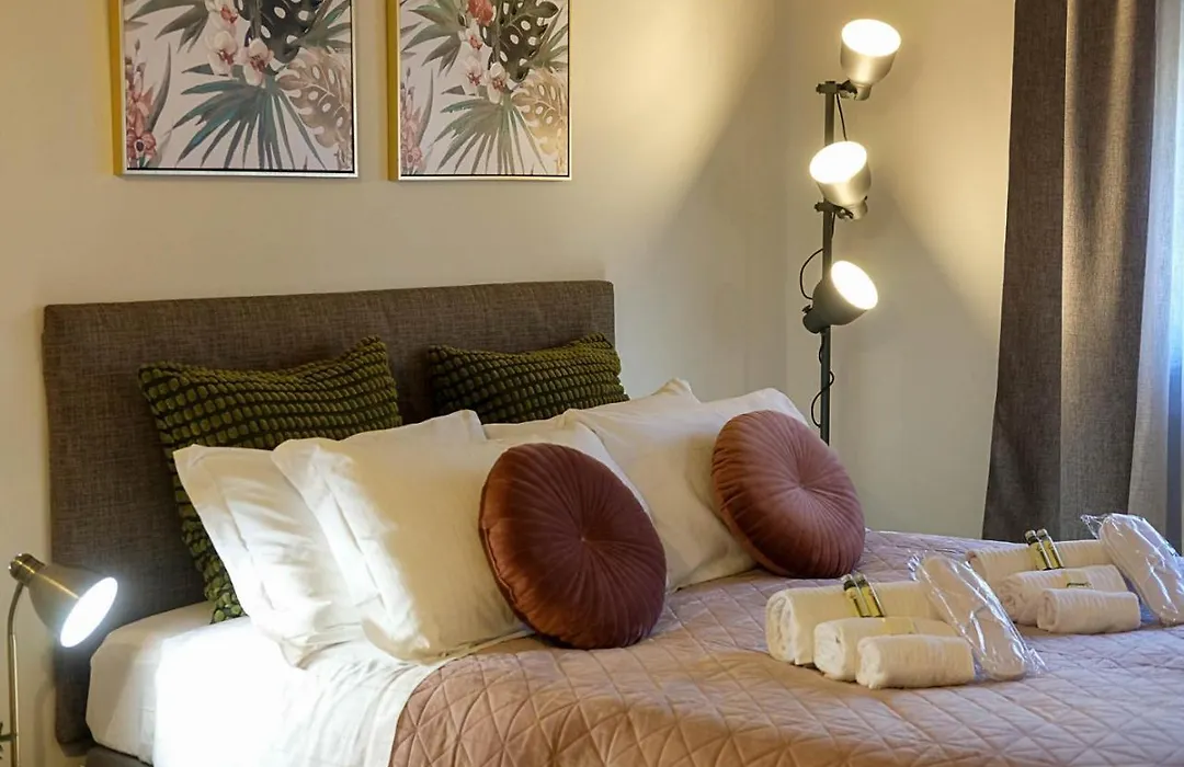 Verona Suites And Rooms-1