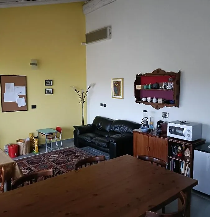 Rosatea B&B-1