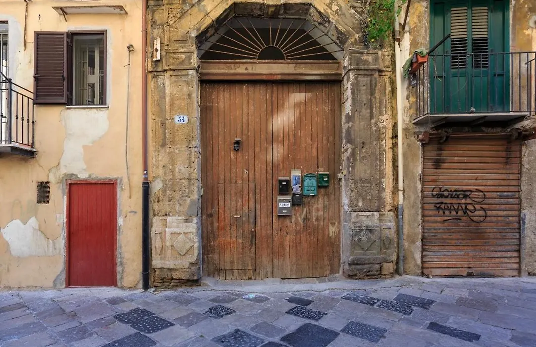 A' Baddaro - Vucciria Room-1
