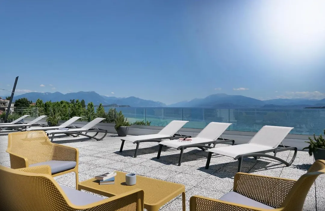 Hotel Riviera-1