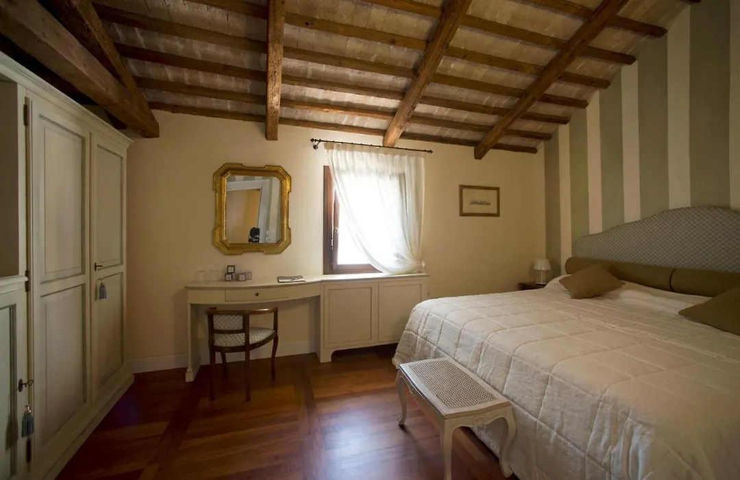Hotel Donna Lucia-1
