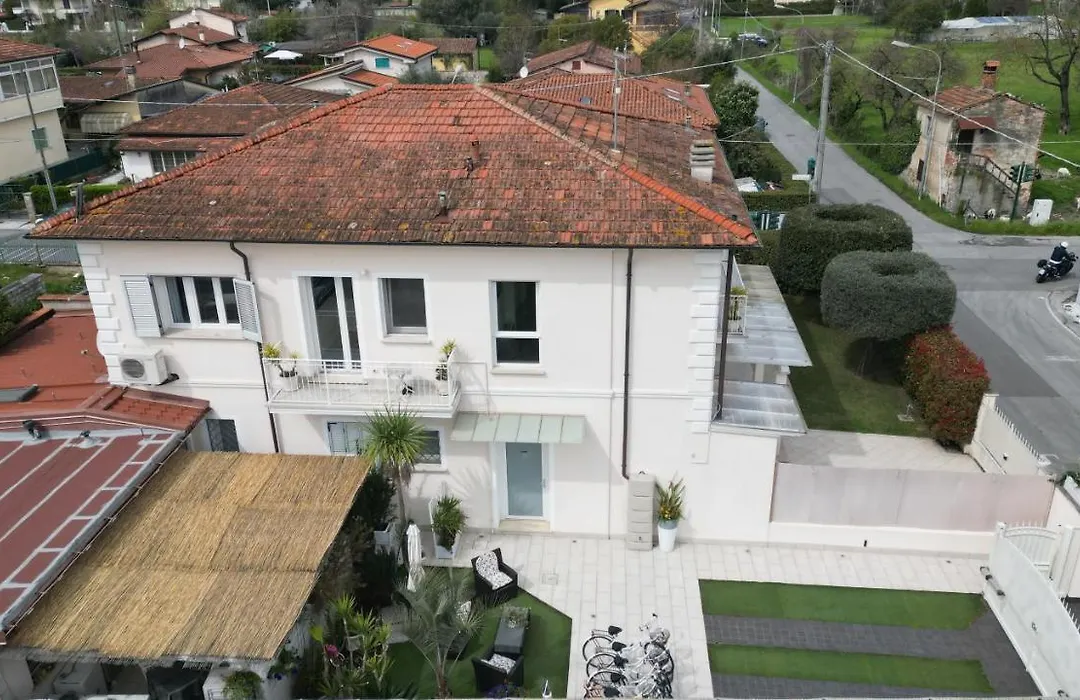 La Brise-1
