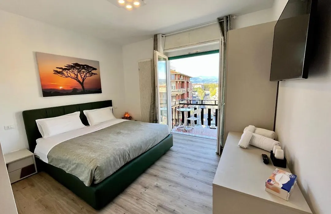 Verona Rooms 109-1