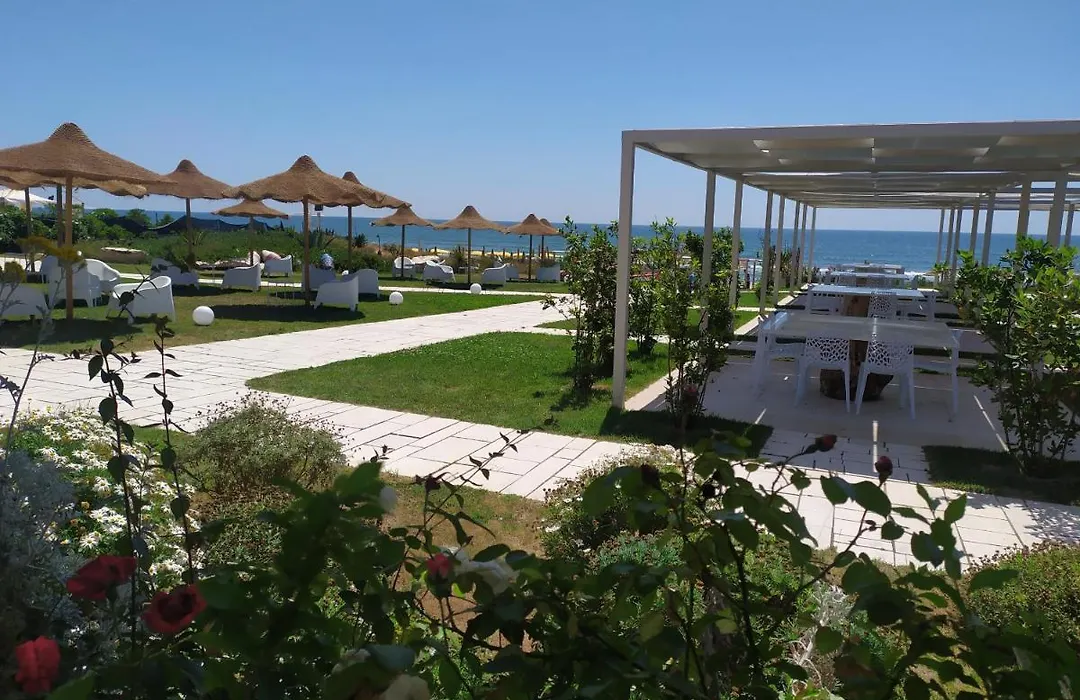 Rena Resort-1