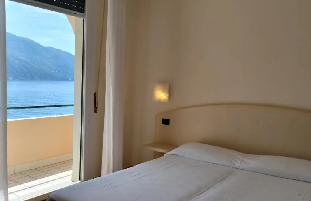 Hotel Elena-1