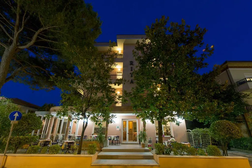 Hotel Rita-1