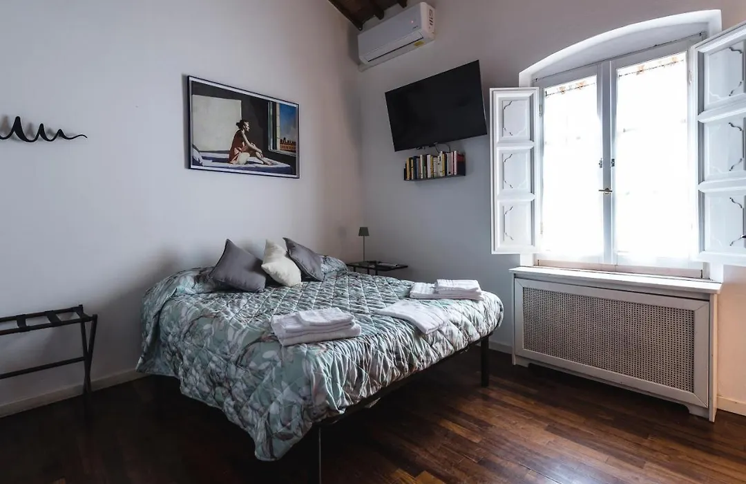 Warm Walls - Rooms-1