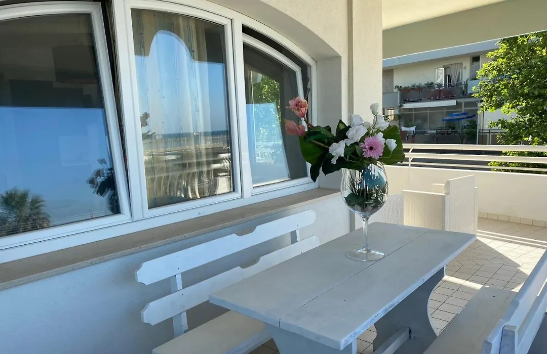 Residence Le Terrazze Sul Mare-1