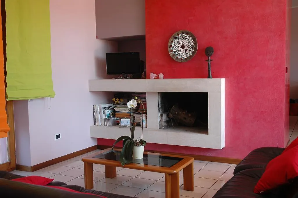 Liana Guest House-1