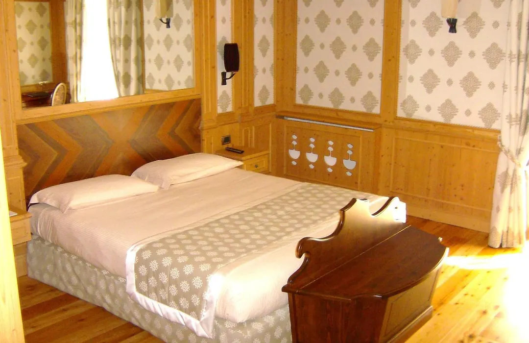 Cristal Palace Hotel-1