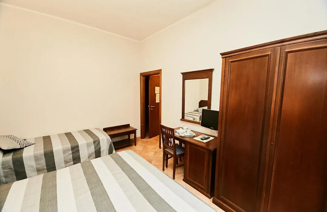 Hotel Vulci-1