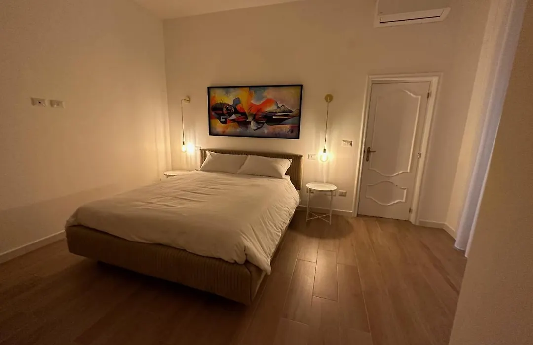 Nouvelle Vag - Apartment & Room-1