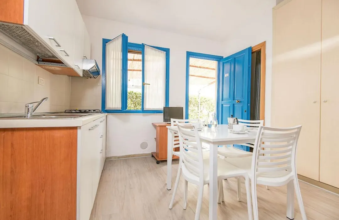 Thr-Isa-Appartament Plus With Mezzanine, 4 Beds, Air Conditioning And Private Outdoor Area In Village With 6 Swimming-Pools-1