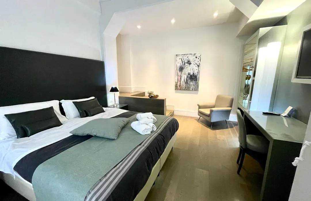 Athena Luxury Rooms-1