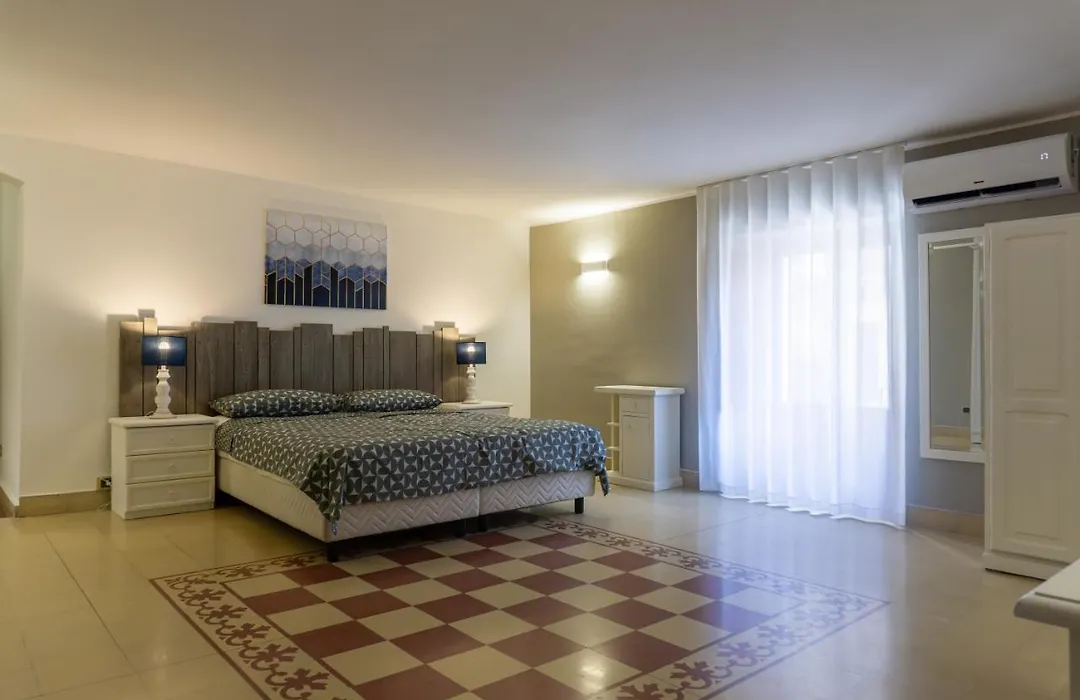 Mi Tu Apartments-1