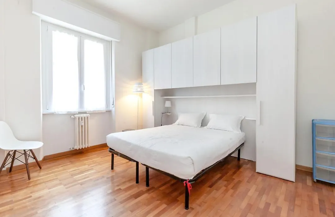 Double Room In The Center - 20 Min Walk From Duomo-1