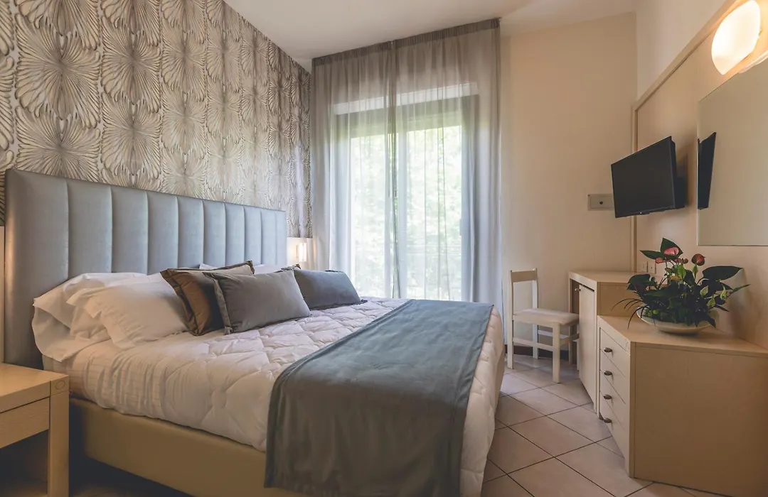 Hotel Athena-1