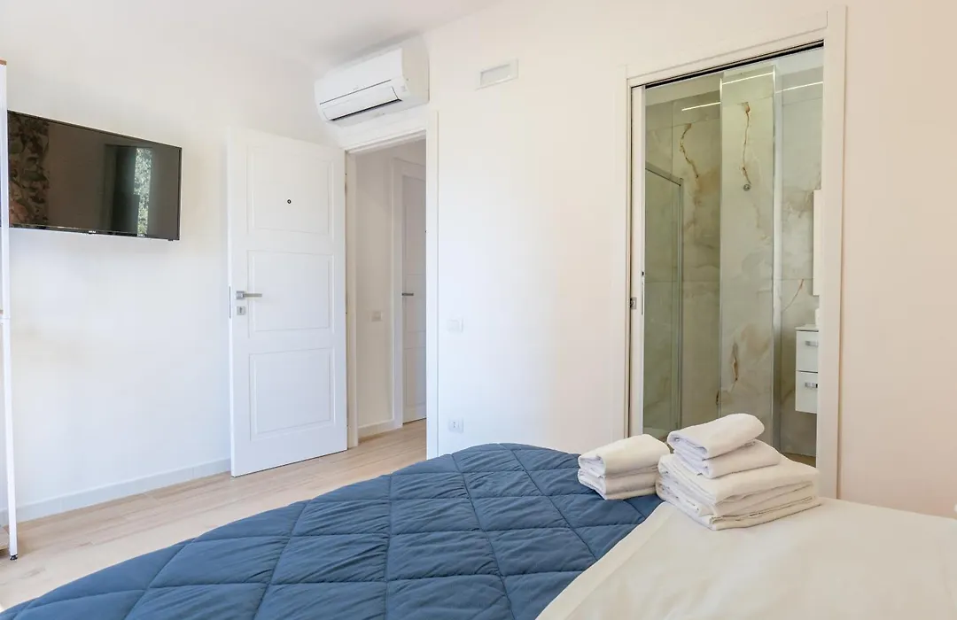 Relais San Demetrio - Modern & Central Rooms By Leading Hotel-1