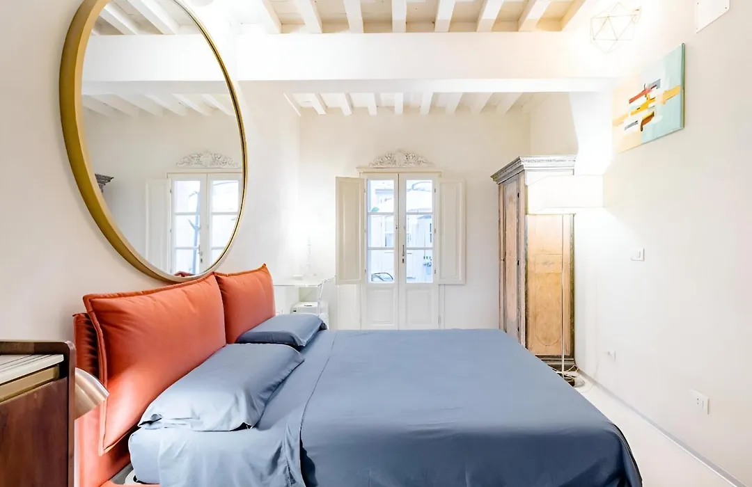 Luxury Tower House In Heart Of Pisa Standard-1
