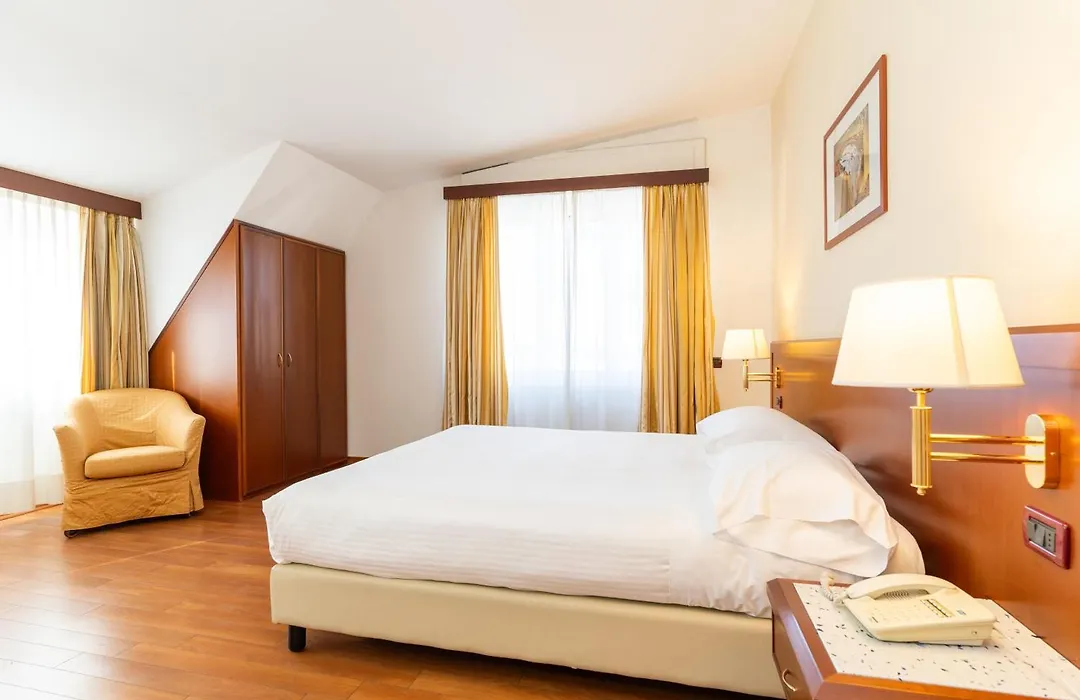 Hotel Europa-1