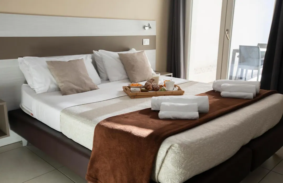 La Perla Amantea - Rooms & Apartaments-1