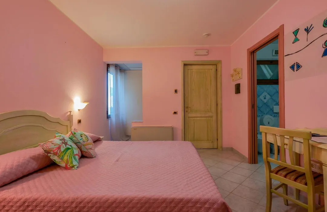 Hotel Solanas-1
