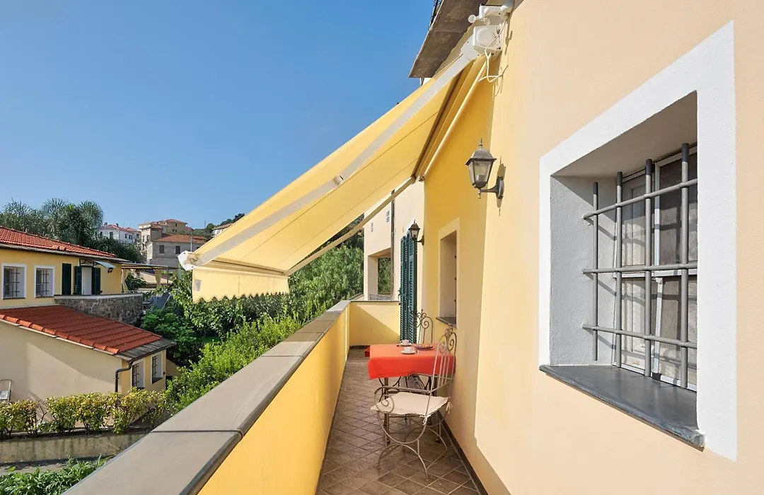Casa Vacanze Nel Giardino di Renzo-1