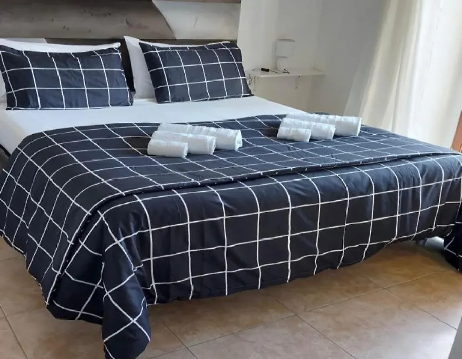 Miris Home Fast And Comfortable With Self Check In 8 Minutes Walk Near Naples Airport-1
