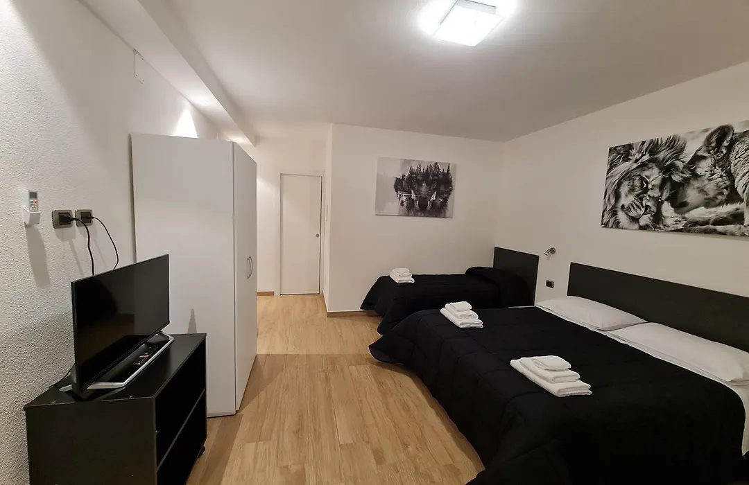 Monti Guest House Alghero-1
