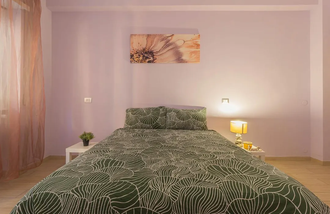 Pink Lady Rooms-1