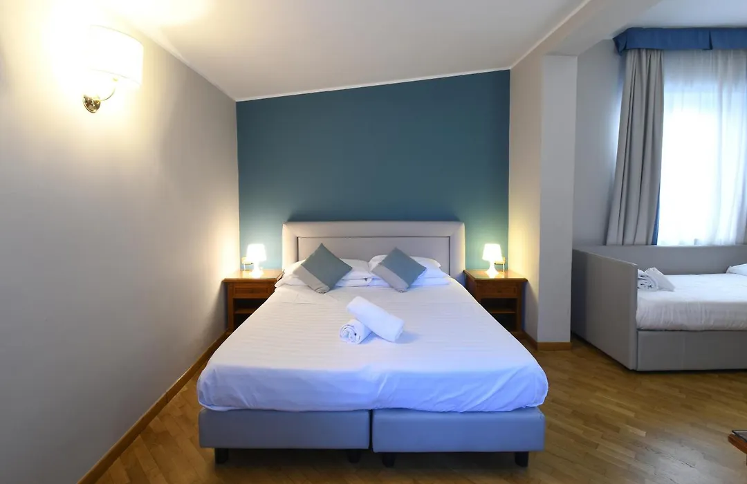 Hotel Cavour-1