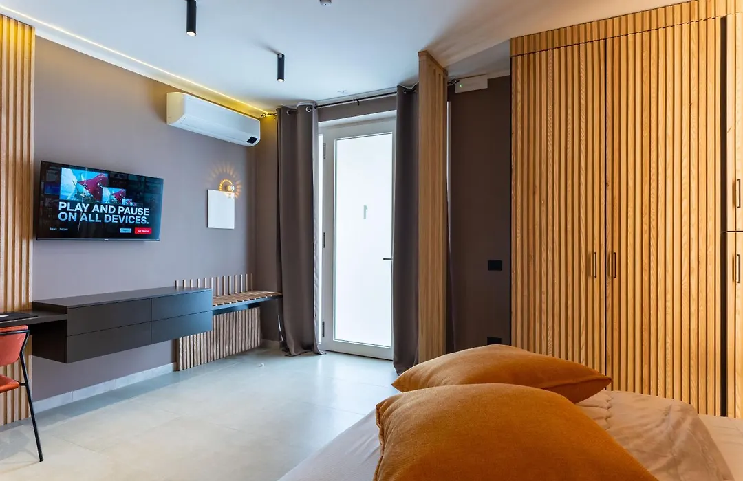 La Pergola Suites-1