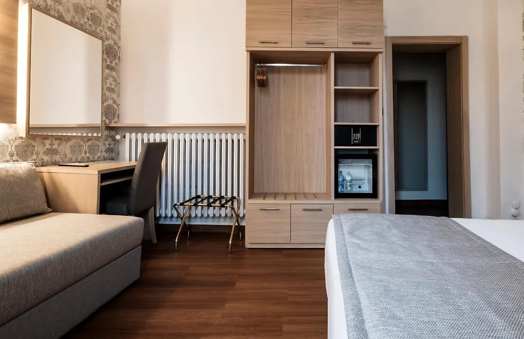 Hotel Accademia-1