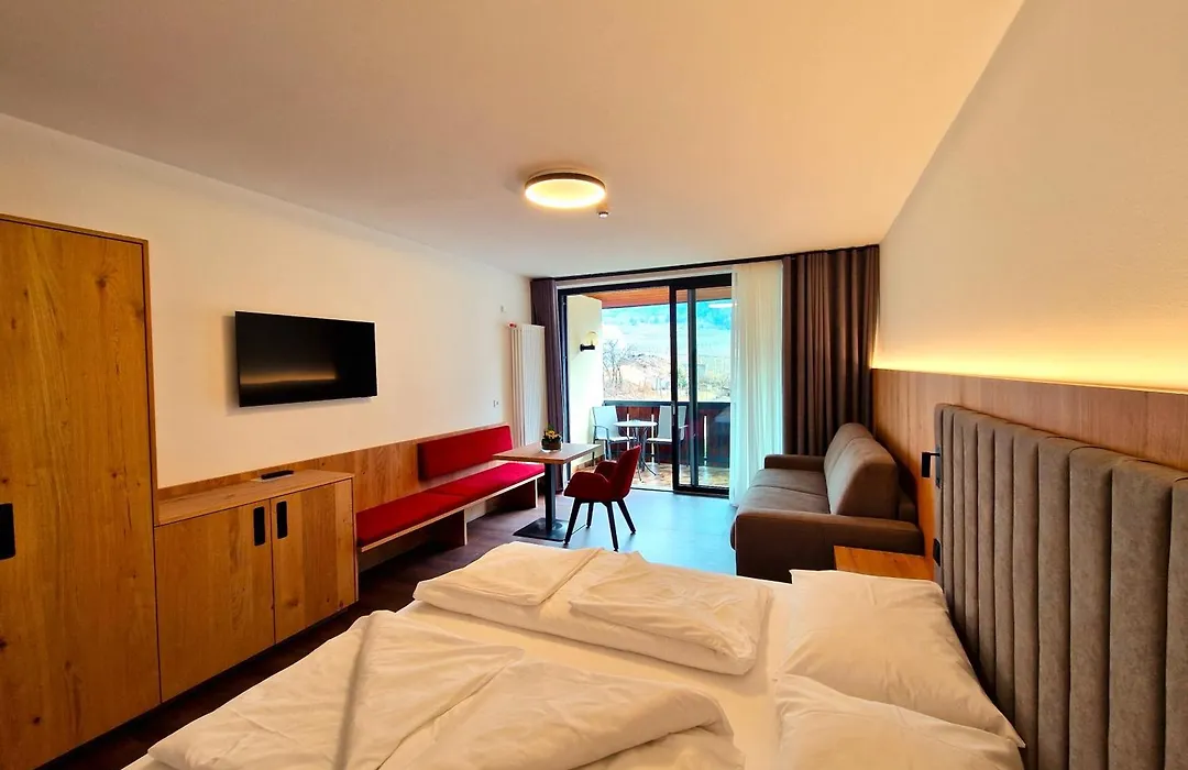 Hotel Tanja-Sonnenhof-1