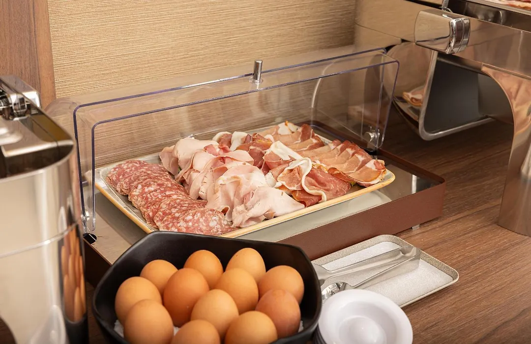 B21 Lifestyle Hotel-1
