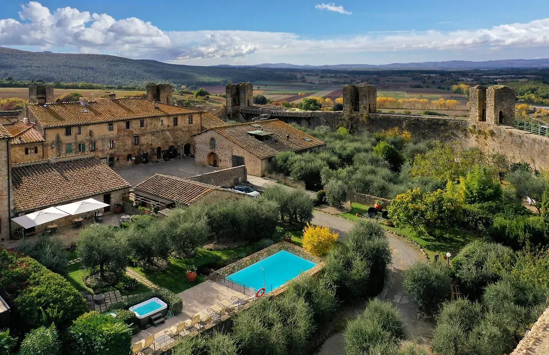 Romantik Hotel Monteriggioni-1