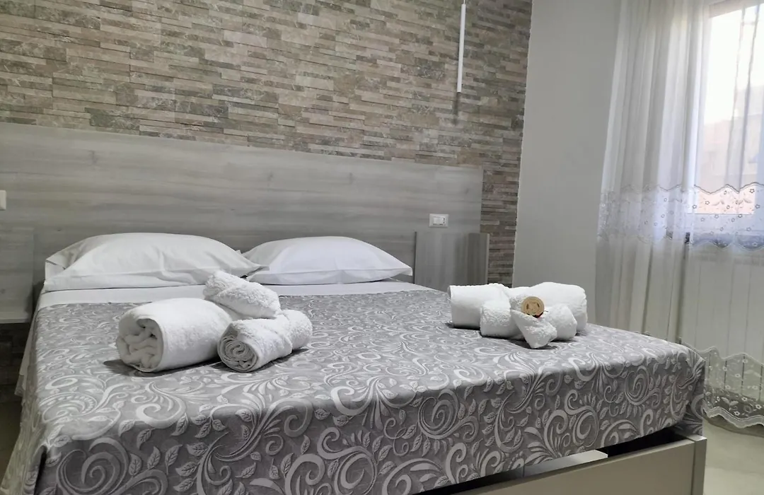 Hera Tropea Rooms-1