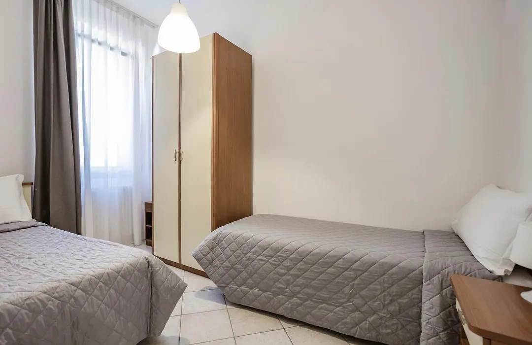 Residence 9 Line-1