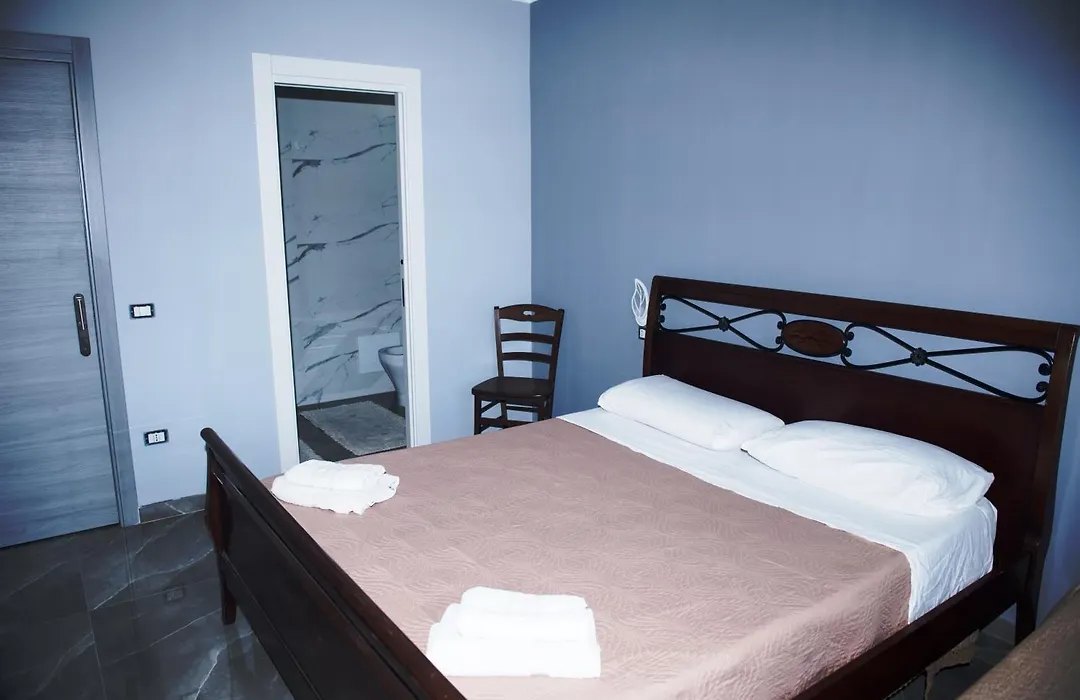 B&B S Home-1