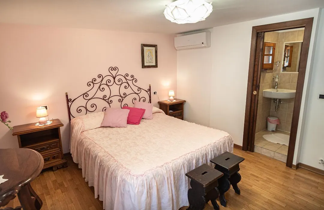 B&B Il Chiostro Assisi-1