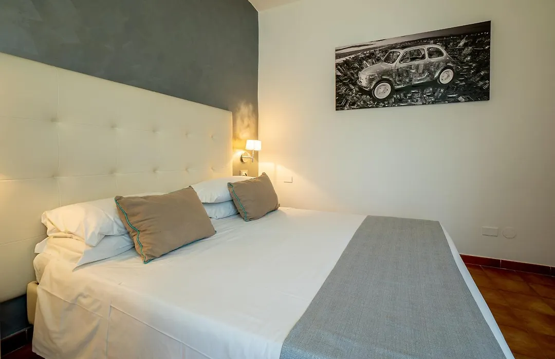 Hotel Gabriella-1