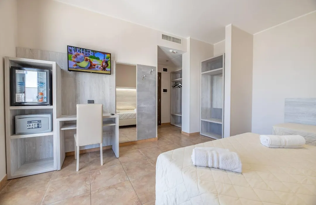 Hotel Salento Mirfran-1